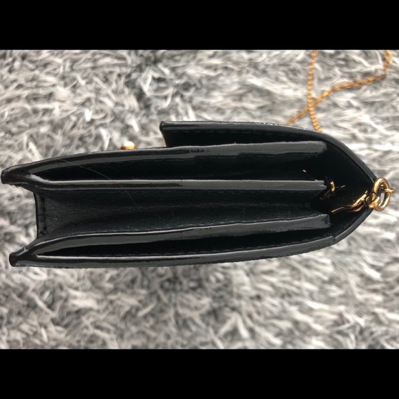 Charles & Keith wallet on chain - Picture 5 of 6